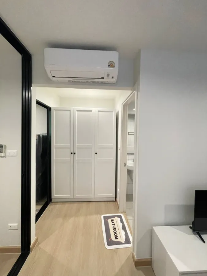 Condo for rent at Terra Residence Phase 1. The unit is partitioned into separate, clearly defined zones. Amazing price! Book now, don't wait!