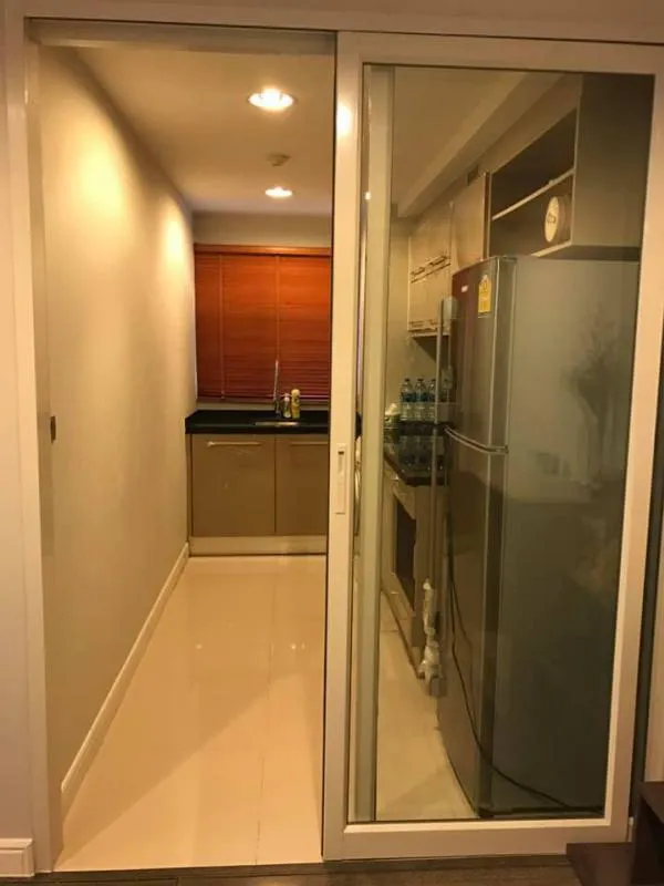 ให้เช่า The Crest Sukhumvit 49 ขนาด 50 ตร.ม. ชั้น 2 เฟอร์ครบ เดินทางสะดวก แบบนี้ต้องจอง