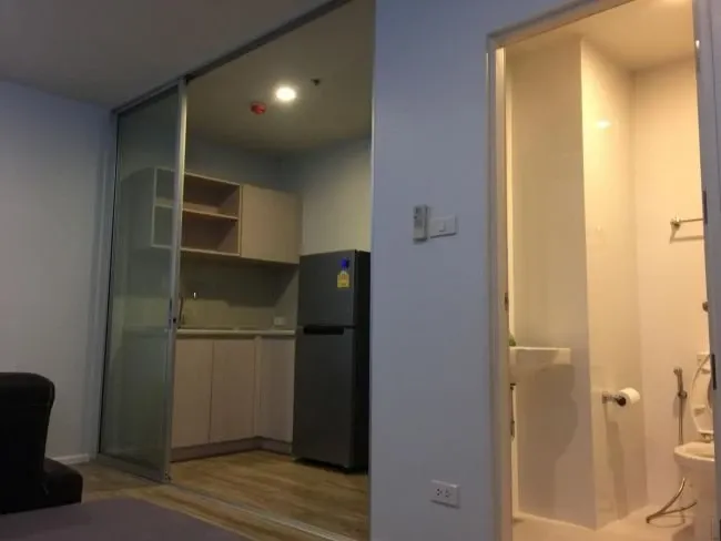 ขาย ISSI condo สุขสวัสดิ์ ตกแต่งครบชุด เฟอร์+เครื่องใช้ไฟฟ้าพร้อม คุ้มค่า จองเลยจ้า