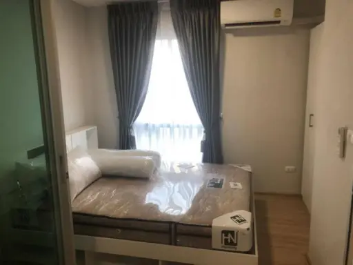 For rent Plum Condo Mix Chaengwattana, partitioned room Fully furnished with cheap price Don't be afraid to look and book.