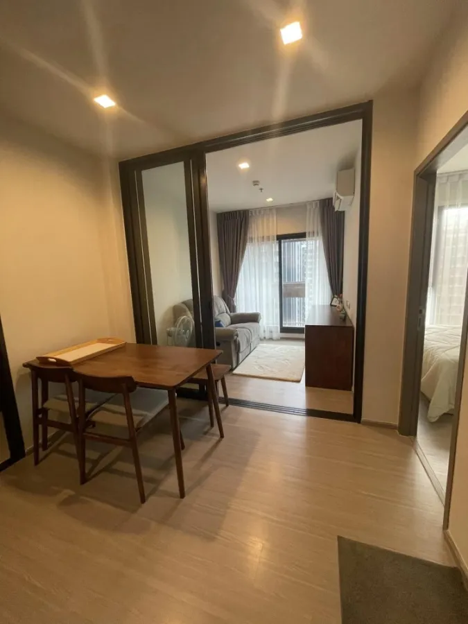 Condo for rent: Life Asoke Hype, high floor, very good atmosphere. Complete electrical appliances, all in one place, move quickly.