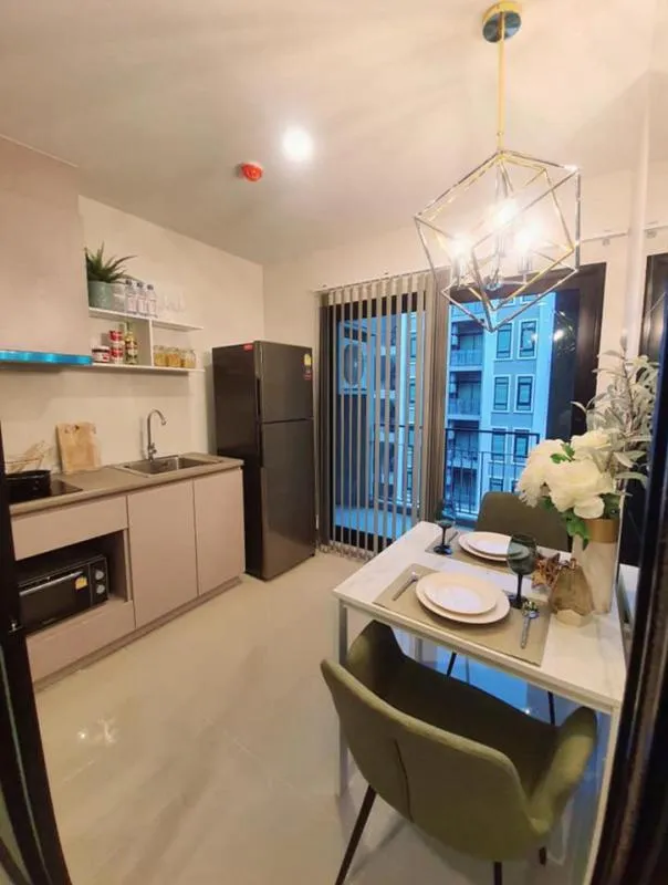 Aspire Asoke-Ratchada คอนโดให้เช่า ห้องใหม่ แต่งสวย เฟอร์แน่น เครื่องใช้ไฟฟ้าครบ จบที่ห้องเดียว