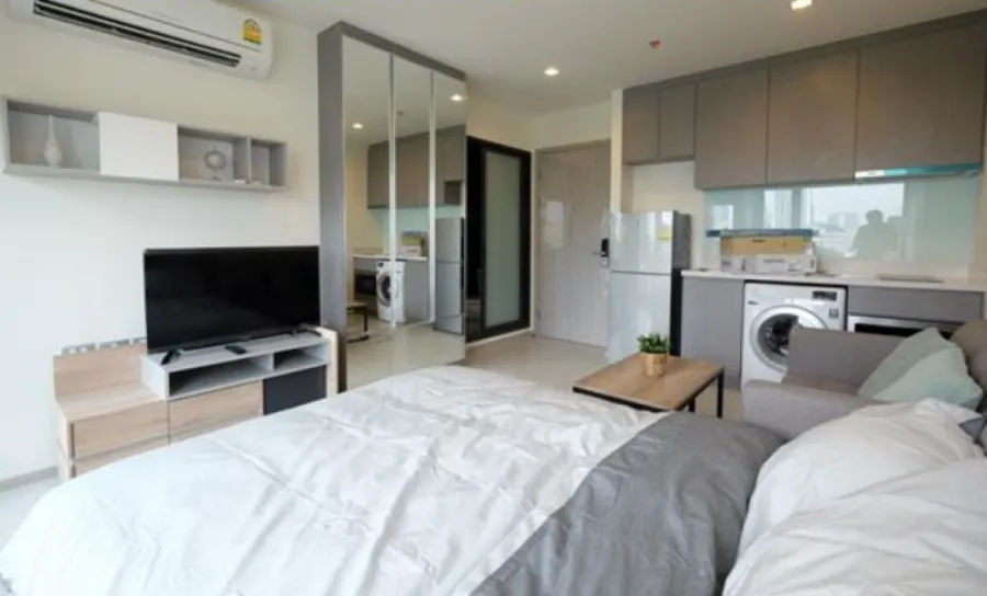 For rent Rhythm Sukhumvit 36-38, beautiful room, comfortable view, peaceful, don't wait.