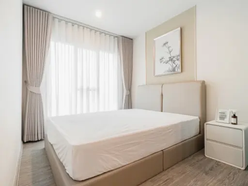 For rent: Regent Home Bangna, high floor, view of Bang Krachao River bend, Chao Phraya River, Bhumibol Bridge, beautifully decorated, modern.