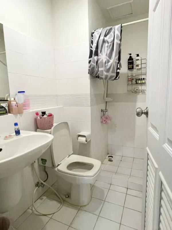 ขาย The Seed สาทร-ตากสิน 1 bedroom 1 bathroom ชั้น 1 มาพร้อมราคาสุดพิเศษ รีบมาจอง