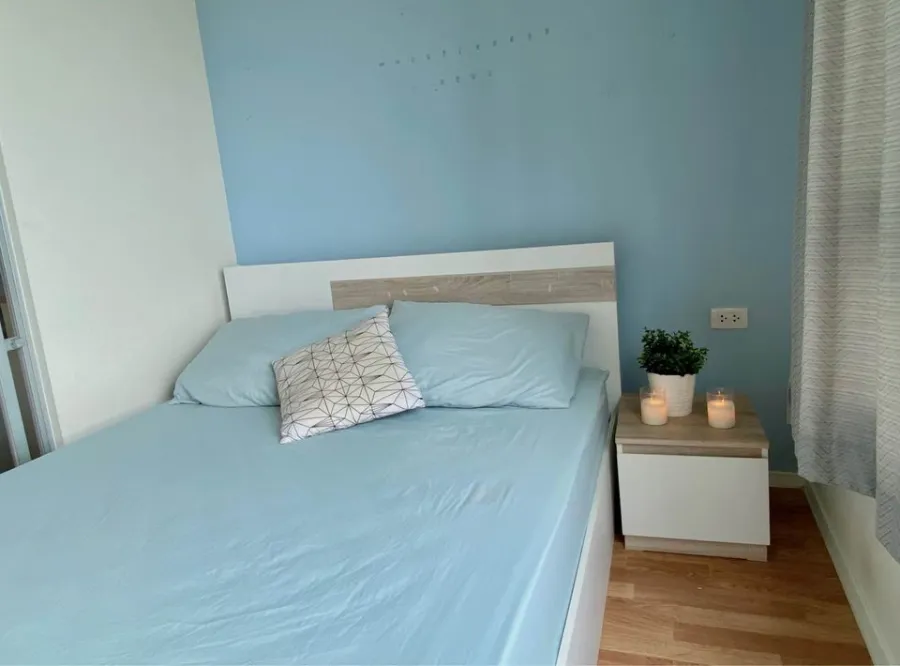 Condo for rent Lumpini Ville Nakhon In-Riverview. Decorated in bright colors, reasonable price, very livable, don't miss it.