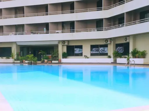 Angket Condominium : Photo 3
