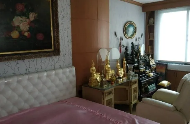 ขาย ริเวอไรน์ เพลส คอนโดมิเนียม 3 ห้องนอน ชั้น 15 ห้องใหญ่อยู่สบาย แต่งครบ จองเลย ด่วนๆ