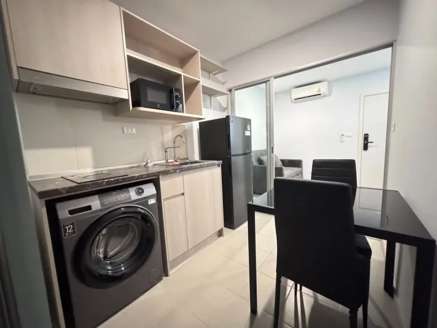 ขาย ให้เช่า Elio Sathorn-Wutthakat 1 ห้องนอน 1 ห้องน้ำ ตกแต่งคุมโทน มาพร้อมเฟอร์นิเจอร์ครบครัน ห้ามพลาด