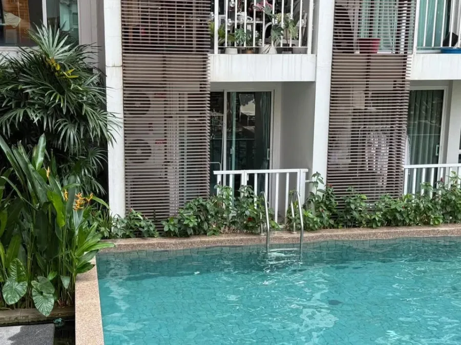 ให้เช่า Haven พหลโยธิน ชั้น 1 พร้อมระเบียง pool access จากห้องนอน ได้วิวสวนหย่อมจากห้องนั่งเล่น พลาดแล้วจะเสียใจ
