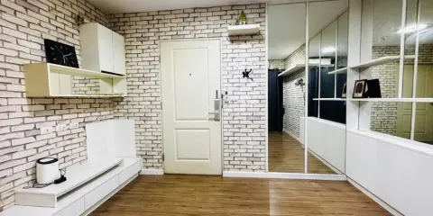 ขายด่วน ไอคอนโด สุขุมวิท105 ห้องสีสันสดใส แถมติดวอลเปเปอร์อย่างดี มาพร้อมวิวสวน คุณไม่ควรพลาด