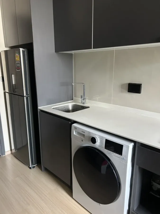 ขาย ให้เช่า VENIO Sukhumvit 10 ชั้น 4 ห้องมุม แต่งครบ น่าอยู่ จองเลย ห้ามพลาด