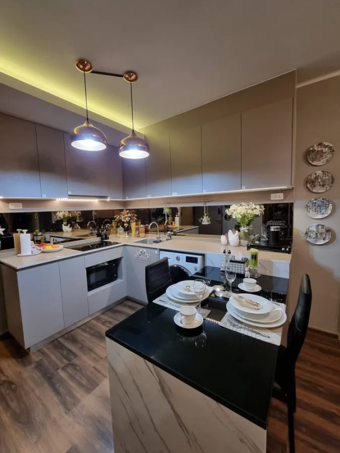 Condo for rent, Ideo Sukhumvit 93, decorated with wallpaper. Complete with full built-ins, amazing view, reserve quickly.