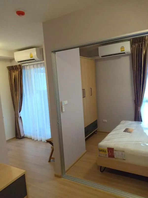 Plum Condo for sale Chaengwattana Station 2, beautiful view, cheap price only 1.65 million baht. Urgent, miss it and you will regret it!!
