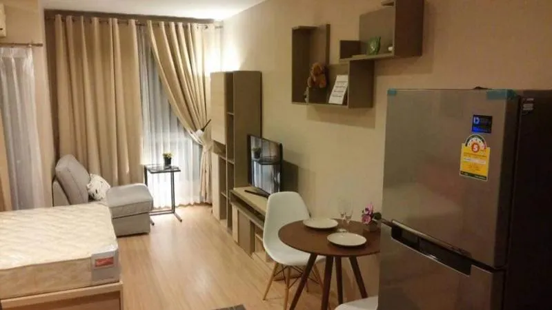ปล่อยเช่า Casa คอนโด รัชดา-ราชพฤกษ์ ห้องแต่งครบ ชั้นสูงวิวไม่บล๊อก เฟอร์ฯอย่างดี ลากกระเป๋ามาอยู่เลย