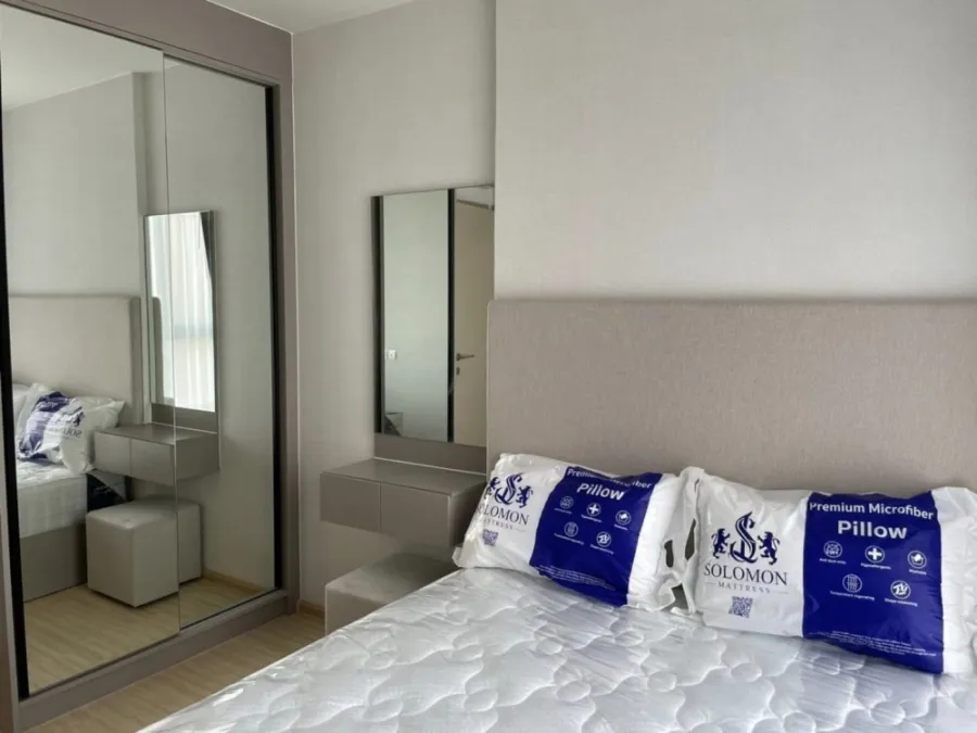For sale rent The Privacy Thaphra ห้องโทนสีเรียบสบายตา อยู่แล้วสบายใจ กระจกตู้เสื้อผ้าบานใหญ่สะใจ จองเลย