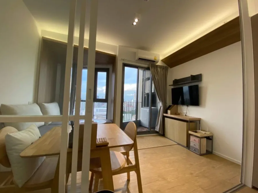 Condo for sale Triple Y Residence, north room, great view The decoration is very simple. Hurry up to reserve.