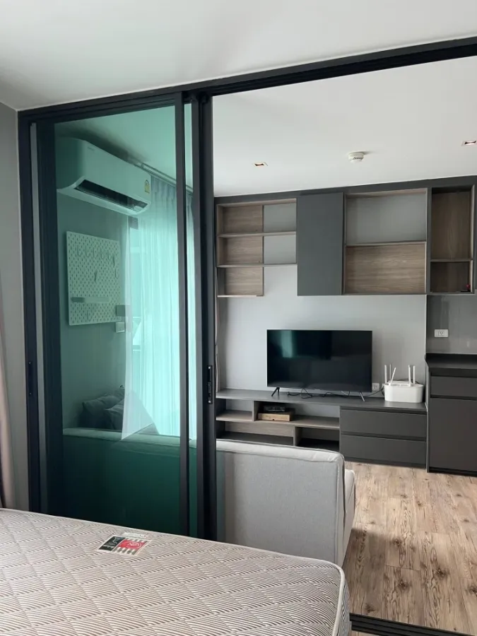 ให้เช่า Aspen Condo Lasalle 1 ห้องนอน 1 ห้องน้ำ มาพร้อมเฟอร์ครบครัน เห็นวิวสระว่ายน้ำ จองเลย