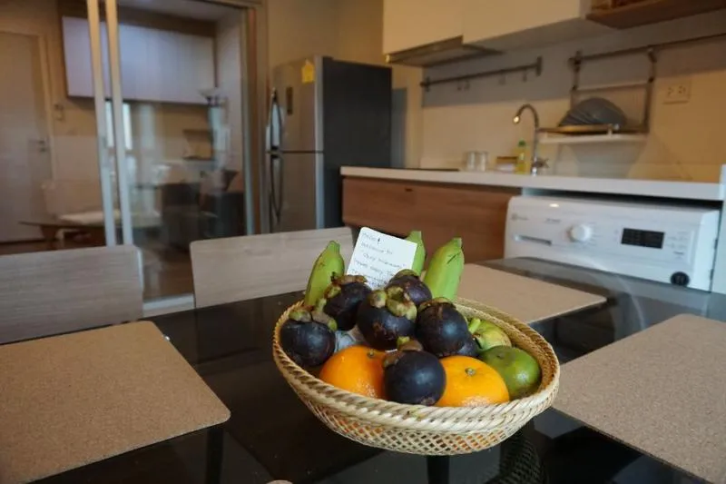 Selling centric tiwanon station, 22nd floor, corner room, high floor, good view, plus very good room condition Book it and you won't regret it.