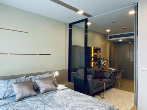 Condo for rent, One Nine Five Asoke-Rama 9, complete with furniture and electrical appliances, don't miss it.