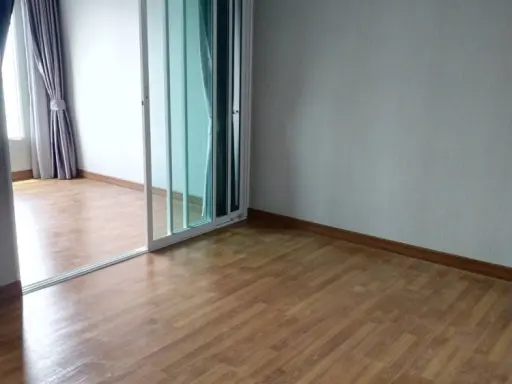 Selling Regent Home, Bang Son, empty room, north, clear view, no building blocking Room decoration lines must be reserved.