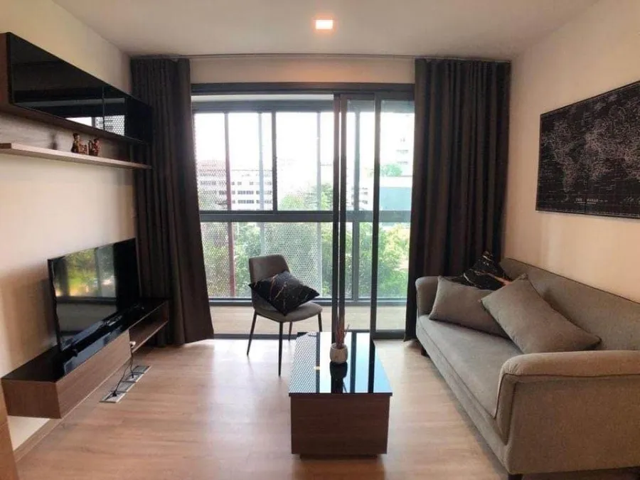 ให้เช่า Taka Haus Ekamai 12 ห้องกว้างสุดๆ ตกแต่งอย่างดี เตียงนอนใหญ่ นอนสบาย จองก่อนได้ก่อน