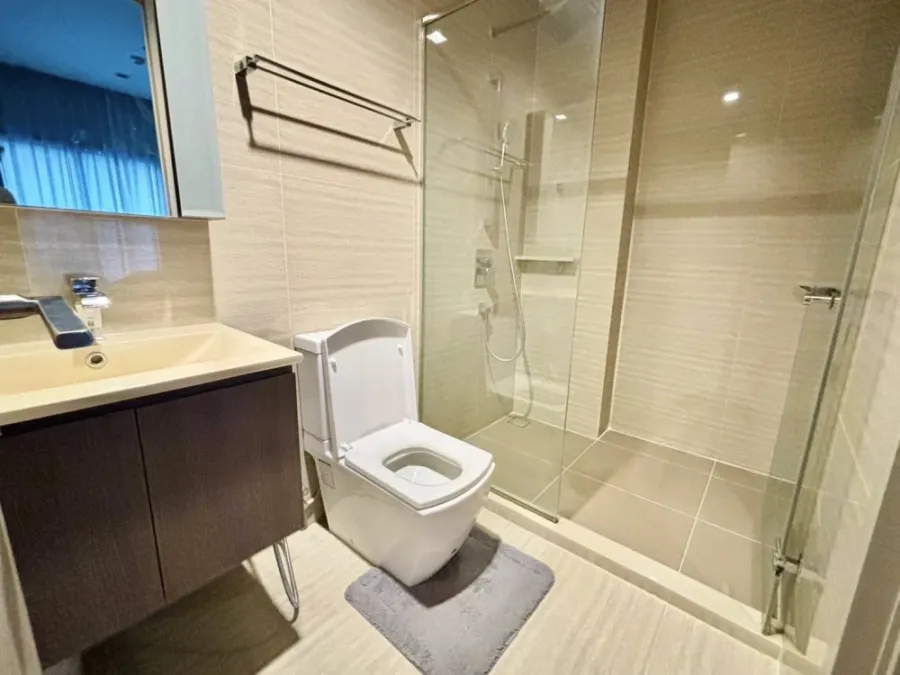 For sale/rent: The Line Asoke-Ratchada. Nice room, fully furnished with appliances. Amazing price! Book now!