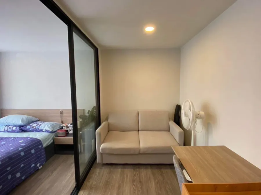 Condo for rent Flexi Sathorn-Charoen Nakhon The room is divided into proportions, divided into zones perfectly. Complete in one place. Book now.