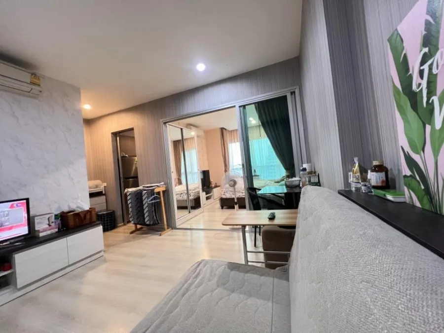 ขาย ไลฟ์ รัชดาภิเษก ชั้น 28 พร้อมเฟอร์นิเจอร์และเครื่องใช้ไฟฟ้าครบ จองเลย อย่ารอช้า
