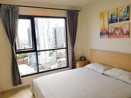 For rent, Life Sukhumvit 48, 1 bedroom, 1 bathroom, ready to move in, complete with furniture and electrical appliances, book now.