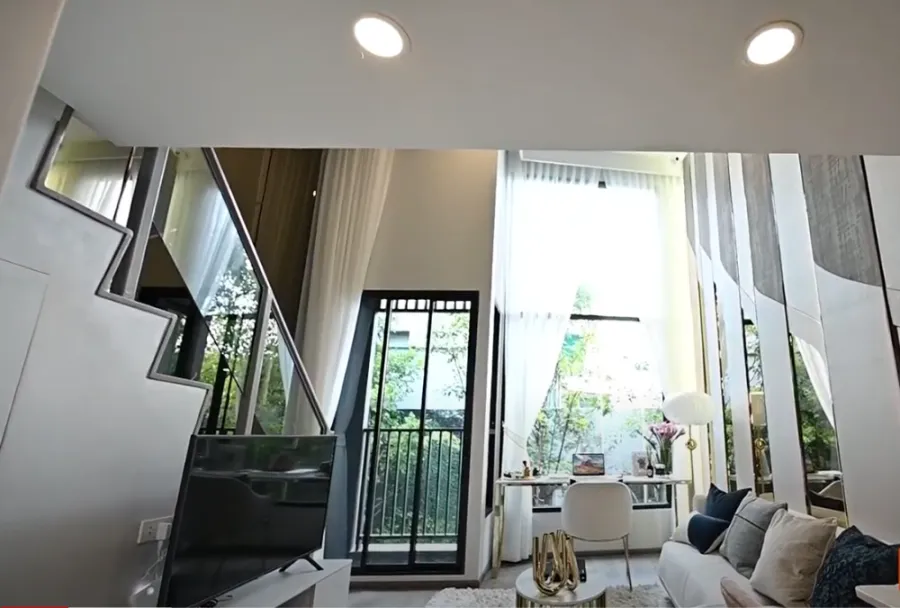 ขายดาวน์!! คอนโด โซโห​ แบงค็อก​ รัชดา ห้อง Duo Space ชั้น 11 รีบจองเลย!!