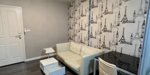 ขาย D condo Campus Resort Bangsean 1 ห้องนอน 1 ห้องน้ำ มาพร้อมเฟอร์ครบครัน ติดวอลเปเปอร์อย่างดี จองเลย