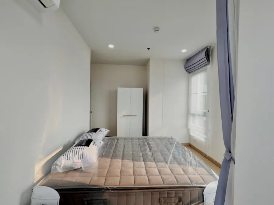 For rent, Supalai Loft Prajadhipok-Wongwian Yai, 2 bedrooms decorated in minimal style, very livable. must be booked