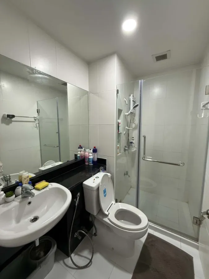 For rent: The Parkland Ratchada – Thapra, 21st floor, fully furnished, very livable. Book now!