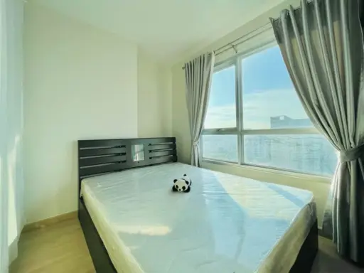 ให้เช่า the Tempo grand สาทร-วุฒากาศ เป็นห้องริม ได้ความเป็นส่วนตัวมากๆ ห้องบรรยากาศดี ห้องนอนมองเห็นท้องฟ้าสวยๆ จองเลย