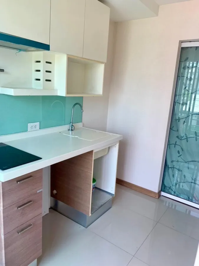For sale/rent Humble Living @ Yuyen เตียงใหญ่จุใจ ห้องกั้นเป็นสัดส่วนพร้อม walk-in closet พลาดไม่ได้