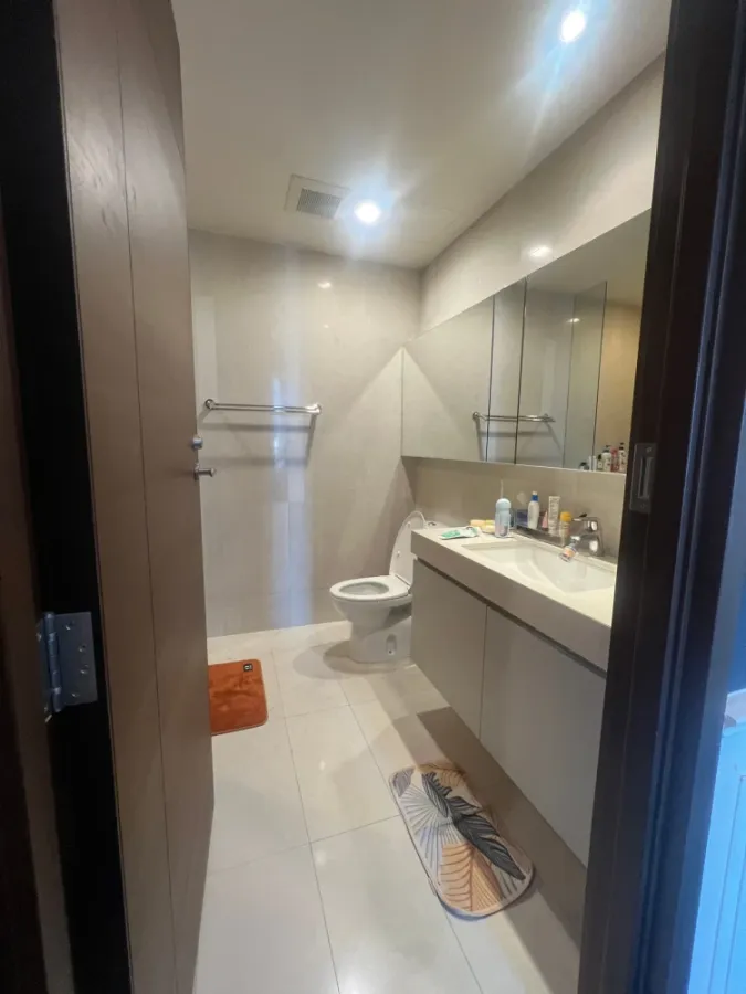 Quattro By Sansiri 2-bedroom apartment for rent. High floor, unobstructed view, fully furnished. Book now, don't wait!