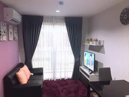 For rent: G Condo Sriracha, nice room, fully furnished, book now.