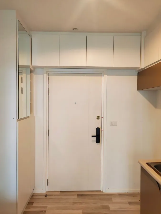 Sale/Rent Condo The Key Sathorn Ratchapruek. Nice decorated room. We have everything done here, 19th floor, beautiful view. If interested, you need to
