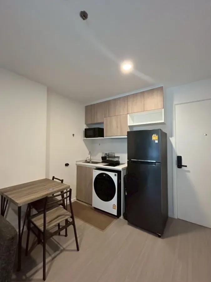 For sale/rent: Denim Condo, Chatuchak. Warm and inviting atmosphere. Buy/Reserve now!!