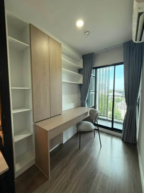 ปล่อยห้องเช่า คอนโดออริจิ้น รัชดา-ลาดพร้าว Type 1 bed plus วิวโล่ง ทิศใต้ ห้องติดฟิล์มกันร้อน เครื่องใช้ไฟฟ้าครบ จองเลย