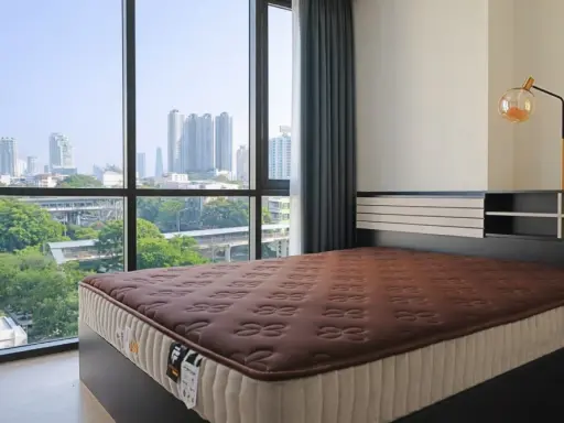 ให้เช่า Regal Sathorn–Naradhiwas ห้องมุมมีความเป็นส่วนตัว พืนที่ใช้สอยจุใจ บอกเลยว่าคุณต้องไม่พลาด