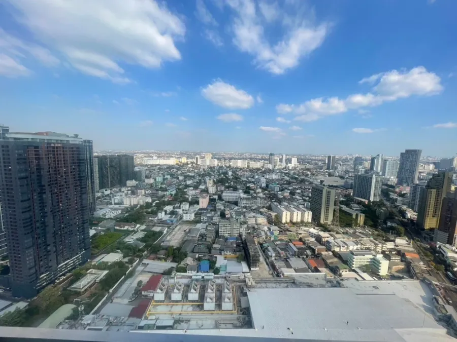 🏠🌃 Condo for Rent: The Crest Park Residence 🏠🌃
