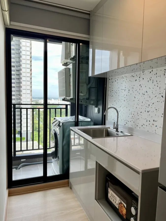 Terra residence for rent, 19th floor, separate room, fully furnished, ready to move in. Reserve now, don't delay.