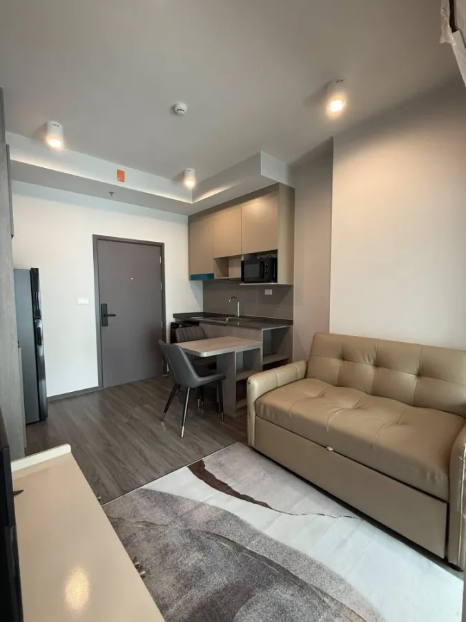 For rent: Ideo Ramkhamhaeng - Lamsalee Station, 15th floor, city view, see The Mall Bangkapi, pier, ready to move in immediately.