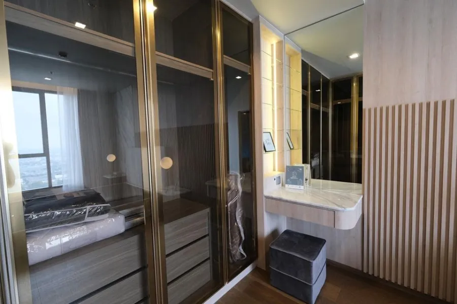 For rent condo Ideo Q Sukhumvit 36 ห้องมุม fully- furniture แบบ buildin ตกแต่งด้วยหินอ่อนแท้ จองเลย