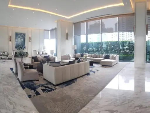 Urgent for rent !! Condo Q Sukhumvit 22, next to BTS Nana, convenient transportation, complete shopping center Can't miss it !!
