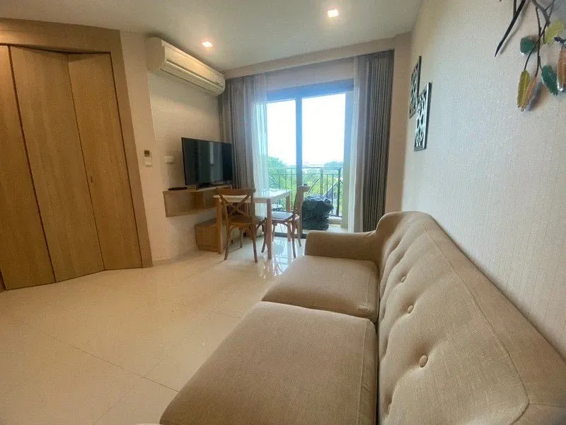 City Garden Tropicana condo for sale. Nice unit, fully furnished, spacious and comfortable. Book now!