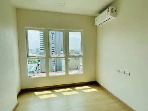 Condo for sale Supalai Veranda Ramkhamhaeng, spacious empty room tangible price Hurry up to be the owner of the room now.
