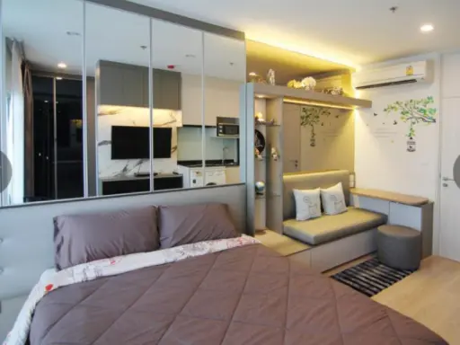For Rent Noble Revolve Ratchada วิวสวน เฟอร์นิเจอร์และเครื่องใช้ไฟฟ้าครบ พร้อมอยู่ ห้ามพลาดรีบเลย images